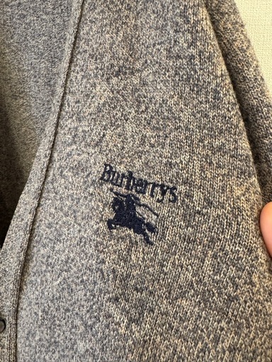 バーバリー カーディガン(羊毛ウール)