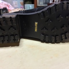 黒のブーツの画像