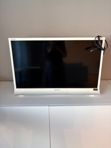 SHARP テレビAQUOS LC-32J9 (中山文香) 豊洲のテレビ《液晶テレビ》の
