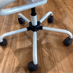 回転チェア【町田市再生家具】　252732の画像