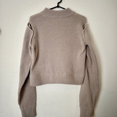 レディース　肩出しニット　フリーサイズ
の画像