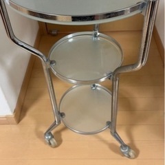 ‼️12月30日まて半額500円‼️サイドテーブルの画像