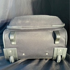 AMANDA BELLAN LONDON 鍵付きキャリーバッグ の画像