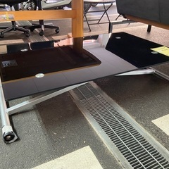 【ドリーム池田店】◎ジモティ割対象品◎昇降ガラス天板テーブル 2125680000038607の画像