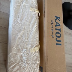 カトージ プレイヤード ベビーベッド 折りたたみ　アイボリーの画像