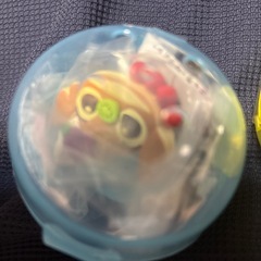 ガチャガチャ２つの画像