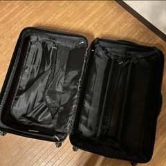 もらってください！ キャリーケース  L 赤の画像