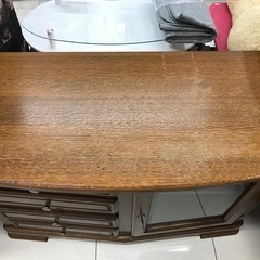 アンティーク サイドボード 湾曲の画像