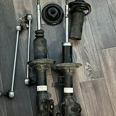 車の部品いろいろの画像