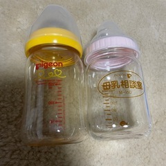 哺乳ビン　消毒ケース の画像