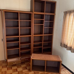 決まりました　本棚 書棚 2台ありますの画像