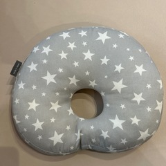 エスメラルダ　ドーナツ枕の画像