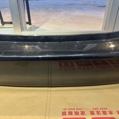 アクア NHP10 リアバンパー　ブラック　黒　ジャンクの画像