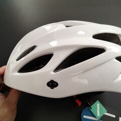 新品未使用(開封、確認のみ）【SG認証】Genki 自転車 ヘルメット SGマーク付き自転車用ヘルメット 大人 子供 兼用 耐衝撃 軽量 サイズ調整可能 SG規格 ロードバイク サンバイザー付き 男性 女性 サイクリングの画像