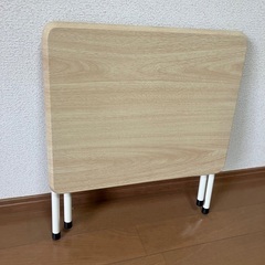 折り畳み式ローテーブルの画像