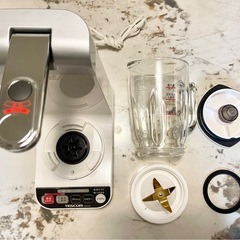 テスコム 真空ジュースミキサー ジューサー TMV1000の画像