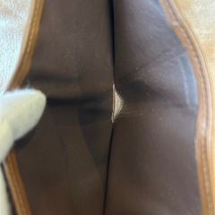 GUCCI二つ折り財布 2つ折り財布 折財布 コンパクトウォレット さいふ サイフ 小銭入れ無シリアル刻印有brown ブラウン茶色系無地　ロゴレザーW9.8×H13.5×D2.5cmカード入れ×3 札入れ×2 ポケット×3 小銭入れ×0箱 冊子類イタリア製の画像