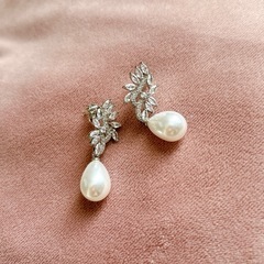 2層 ウェディングベール 300cm ピアスセットの画像