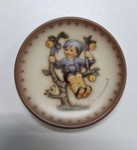 ドイツ ゲーベル社 M.J.Hummel ミニプレート 2枚セット 直径8.4cm