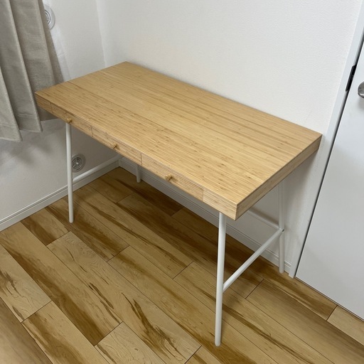 IKEA リルオーセン デスク (mm) 寺田町のテーブル《パソコンデスク》の