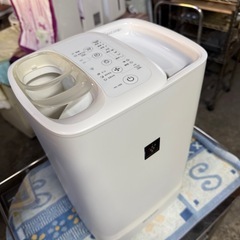 シャープ 加湿器 ハイブリッド 給水かんたん レギュラータイプ プラズマクラスター 7000 ホワイト HV-P55-Wの画像