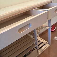 木製キッチン台の画像