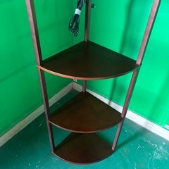 コーナーラック型照明の画像