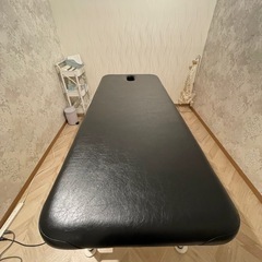 高田ベッド製作所　調高式電動ベッドの画像