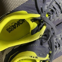 ランニングシューズの画像