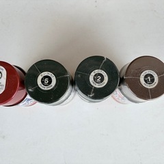 タミヤのスプレーと塗料の画像