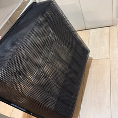 IKEA JONAXEL ヨナクセル メッシュバスケット ブラックの画像