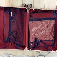 スーツケースの画像