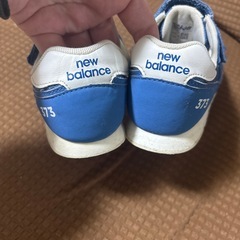 ニューバランス19.5センチの画像