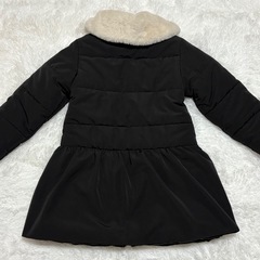 SERAPH セラフ　ダウンコート 黒　ファー襟　女の子　140  アウター の画像