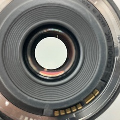 【トレファク足立扇店】ｽﾞｰﾑﾚﾝｽﾞ Canon EF-S 18-135mm 1:3.5-5.6 IS STMの画像