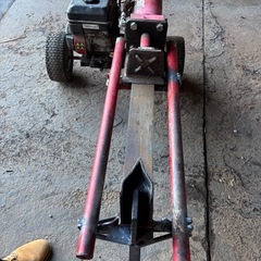 ノザキ産業【エンジン式 薪割り機 18トン】動作良好／引き取り希望の画像