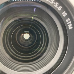 【トレファク足立扇店】ｽﾞｰﾑﾚﾝｽﾞ Canon EF-S 18-135mm 1:3.5-5.6 IS STMの画像