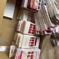 100セットぐらい
　nailsの画像