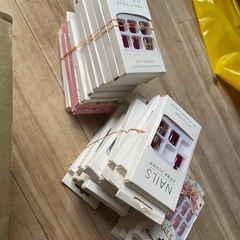 100セットぐらい
　nailsの画像