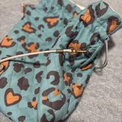 レオパード巾着バッグの画像