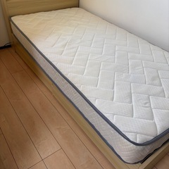 シングルベッド フレーム＋マットレス の画像