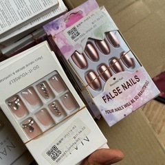 100セットぐらい
　nailsの画像