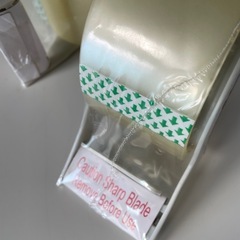 【新品】カッター付きテープ30m2セットの画像