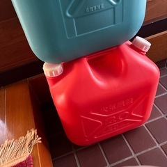 灯油タンク２個の画像