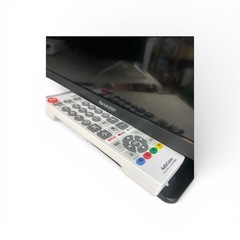 3か月間保証☆配達有り！17000円(税込）シャープ 32型液晶テレビ 2023年製 汎用リモコン付の画像