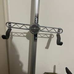 MINOURA ミノウラ バイク
タワー　シルバー ディスプレイスタンド 突っ張り式自転車収納 の画像