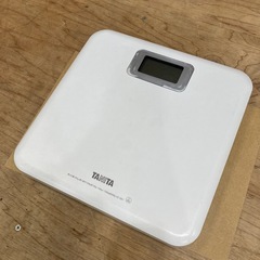 体重計　タニタの画像