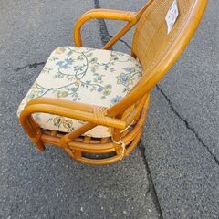 リサイクルショップどりーむ鹿大前店　No.3700　回転イス　写真参照🎵　の画像