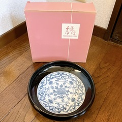 【倉庫整理品】色々箱入り食器の画像