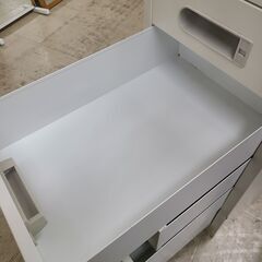 J1950【リユースのサカイ柏店】6段スチールキャビネット　クリーニング済みの画像